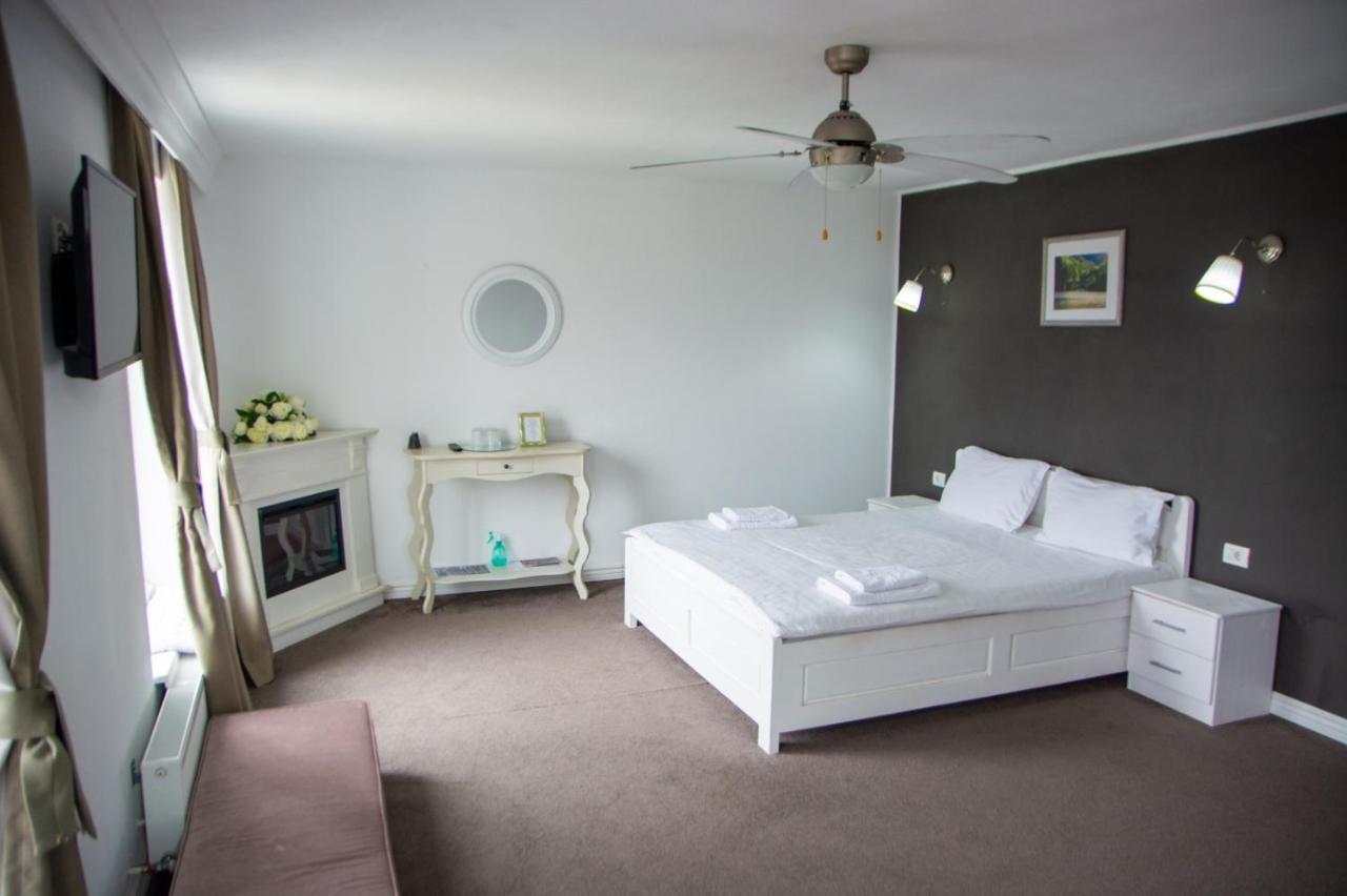 Green Hill Villa Călimăneşti Zewnętrze zdjęcie