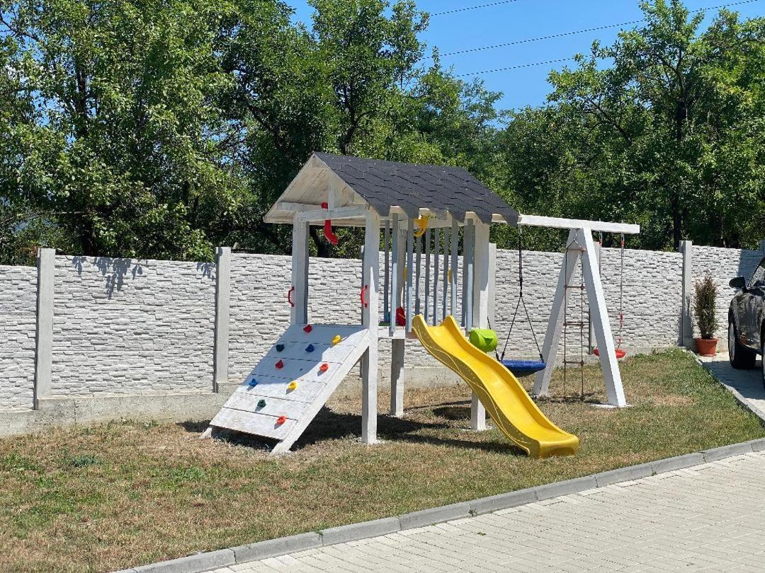 Green Hill Villa Călimăneşti Zewnętrze zdjęcie