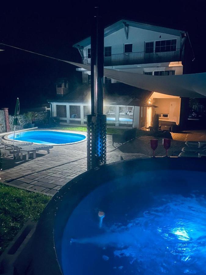 Green Hill Villa Călimăneşti Zewnętrze zdjęcie