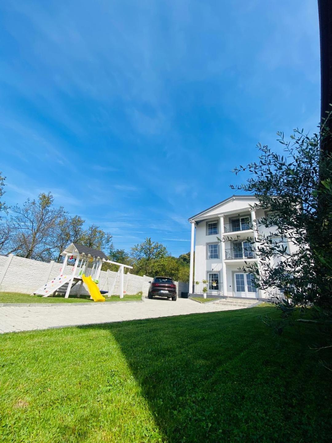 Green Hill Villa Călimăneşti Zewnętrze zdjęcie